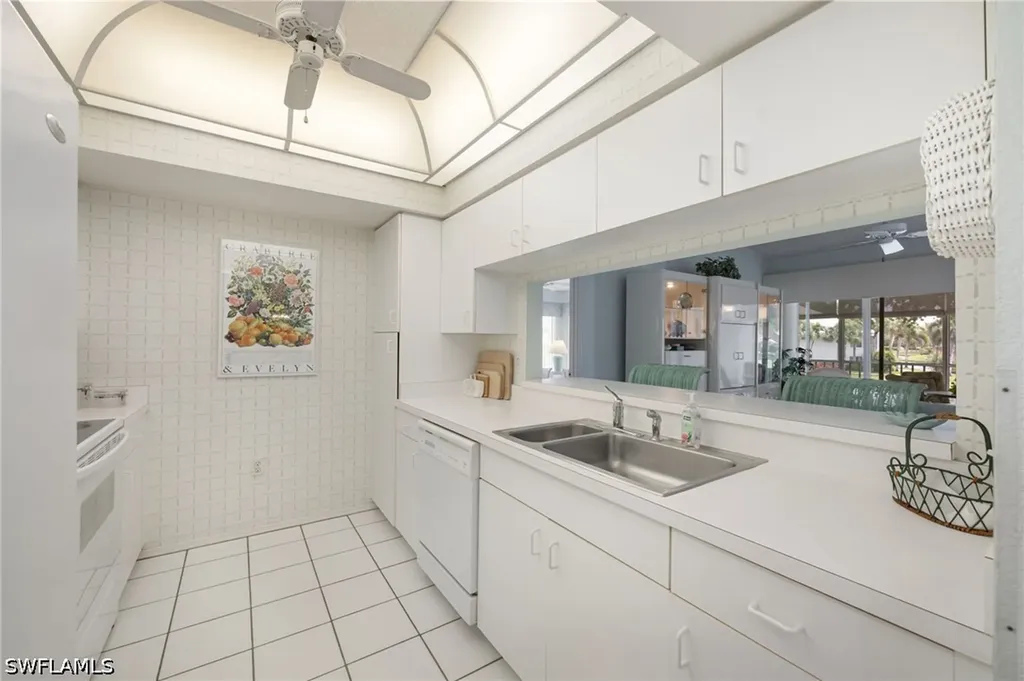 760 Willowbrook Drive Naples FL 34108