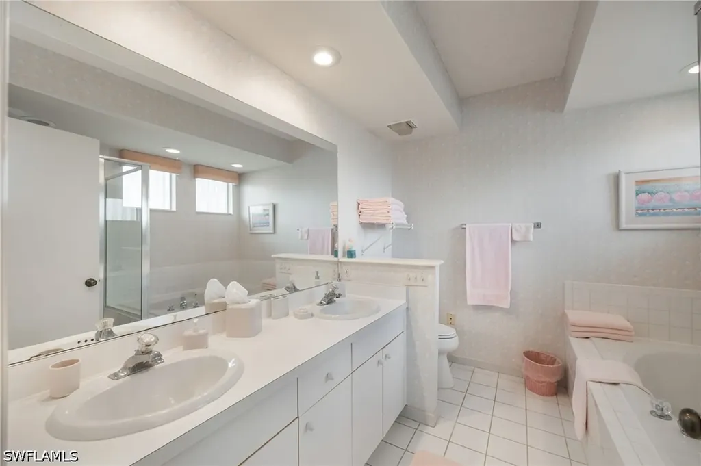 760 Willowbrook Drive Naples FL 34108