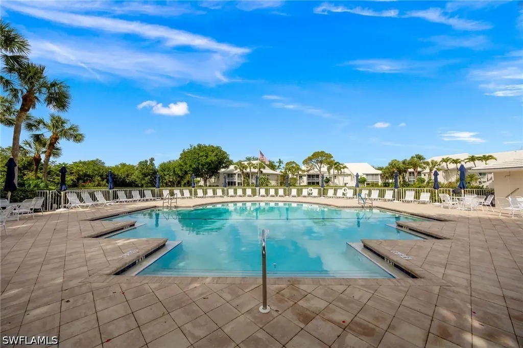 760 Willowbrook Drive Naples FL 34108