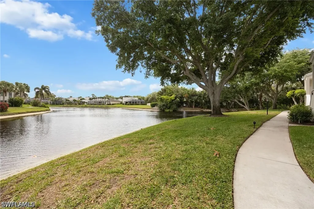 760 Willowbrook Drive Naples FL 34108