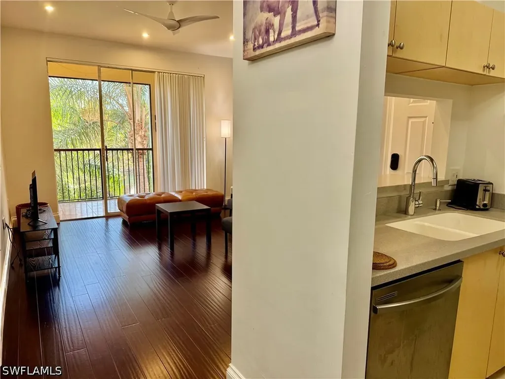 1180 Reserve Way Naples FL 34105