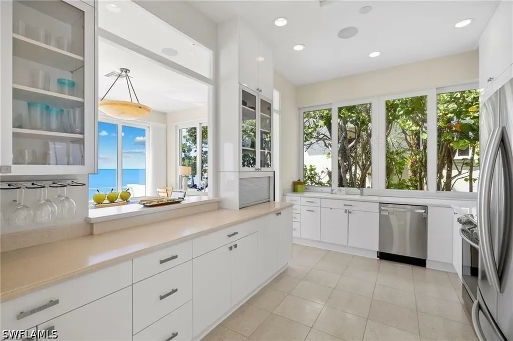 3860 Gordon Drive Naples FL 34102