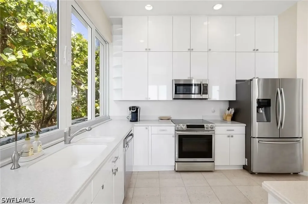 3860 Gordon Drive Naples FL 34102