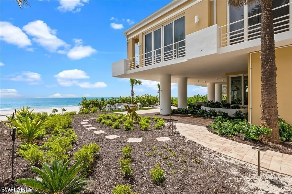 3860 Gordon Drive Naples FL 34102