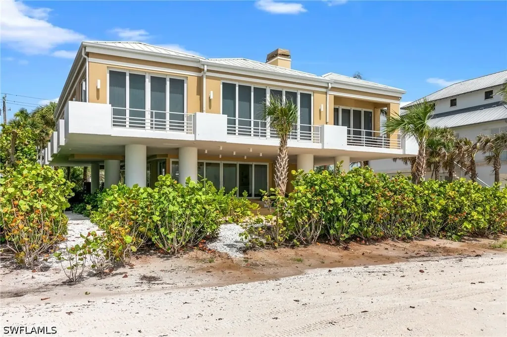 3860 Gordon Drive Naples FL 34102