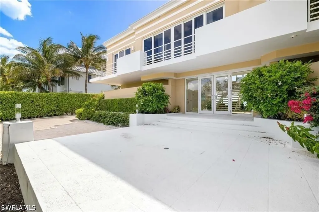 3860 Gordon Drive Naples FL 34102