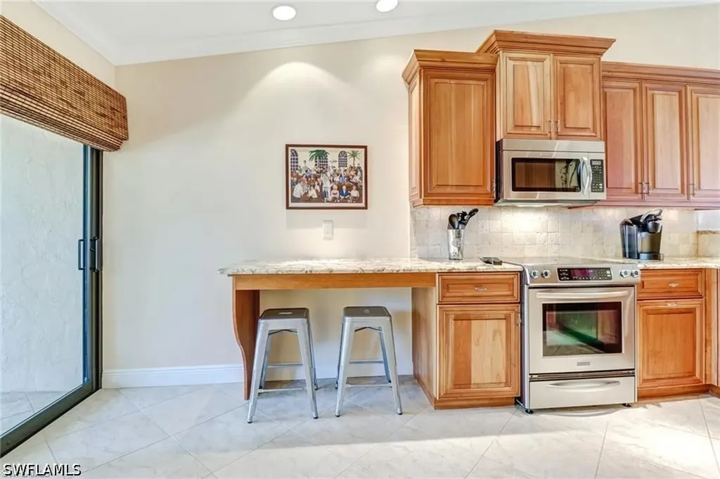 206 Foxtail Court Naples FL 34104