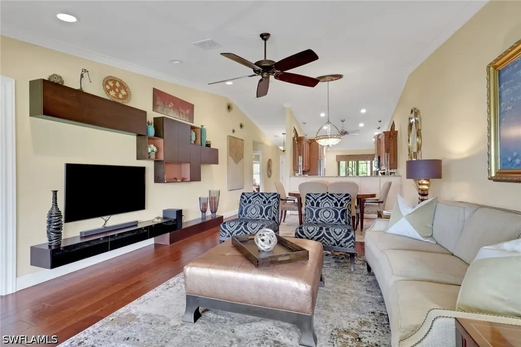 206 Foxtail Court Naples FL 34104