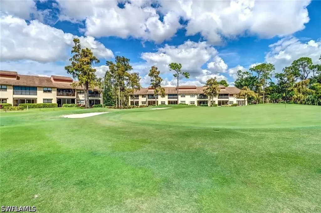206 Foxtail Court Naples FL 34104