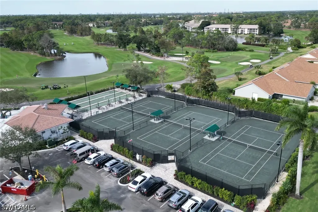 206 Foxtail Court Naples FL 34104