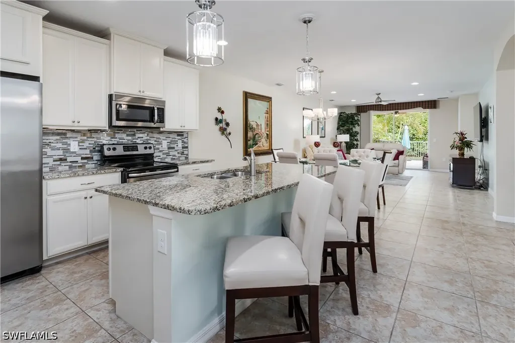 14943 Edgewater Circle Naples FL 34114