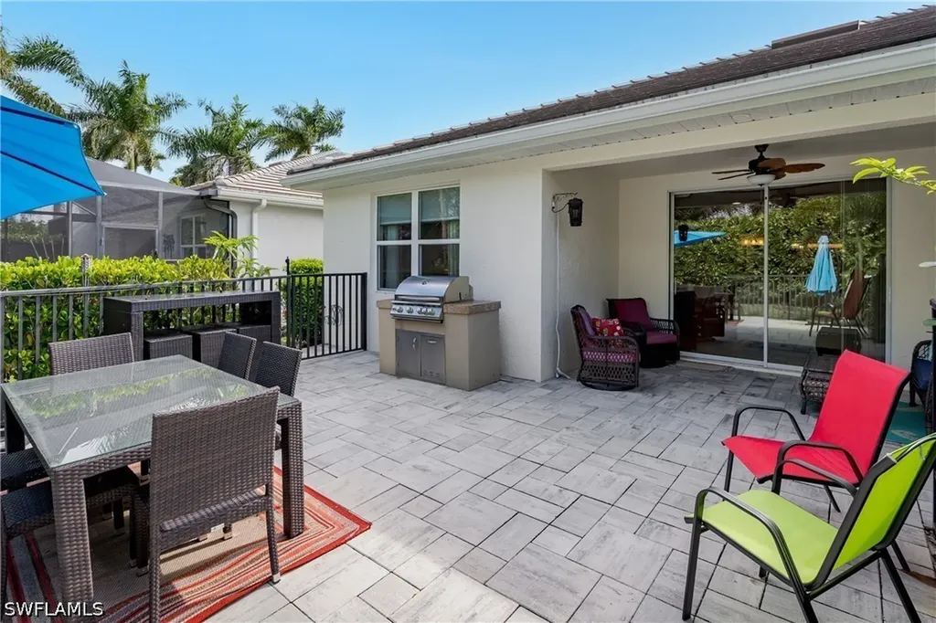 14943 Edgewater Circle Naples FL 34114