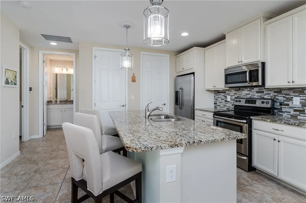 14943 Edgewater Circle Naples FL 34114