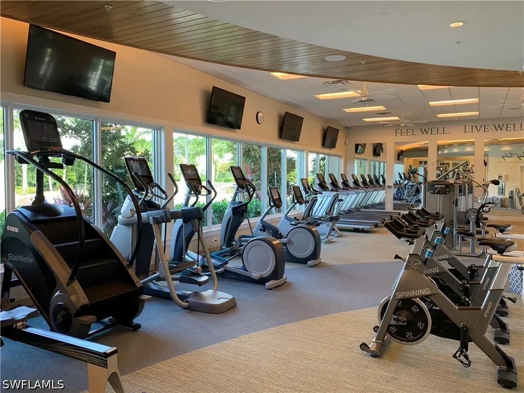 14943 Edgewater Circle Naples FL 34114