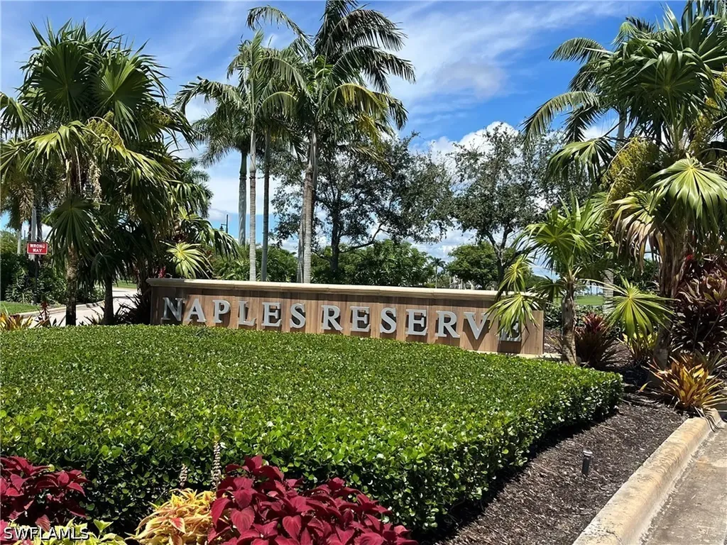 14943 Edgewater Circle Naples FL 34114