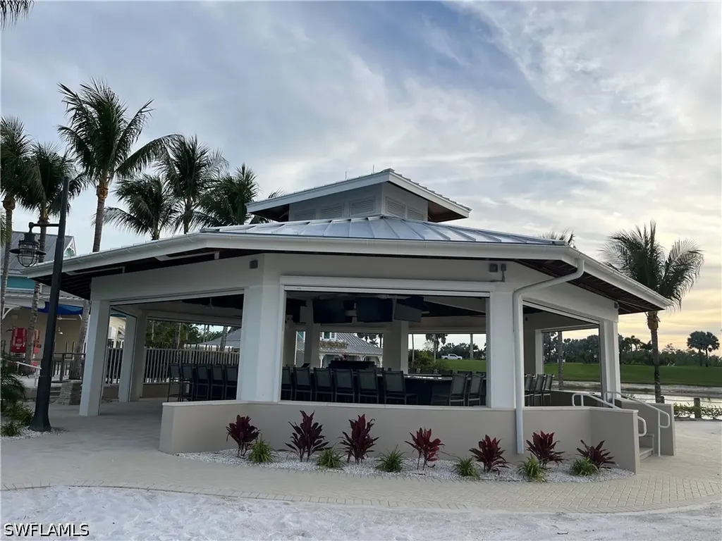 14943 Edgewater Circle Naples FL 34114