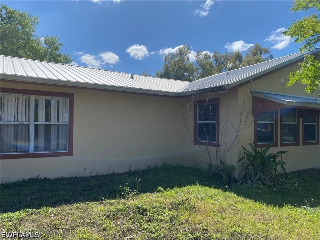 4014 N Edgewater Circle Labelle FL 33935