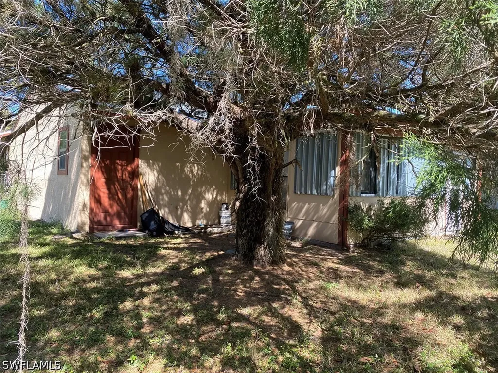 4014 N Edgewater Circle Labelle FL 33935
