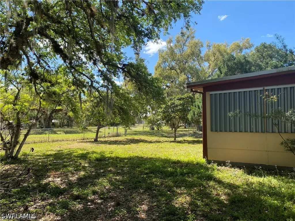4014 N Edgewater Circle Labelle FL 33935