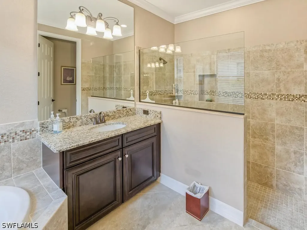 9491 Piacere Way Naples FL 34113