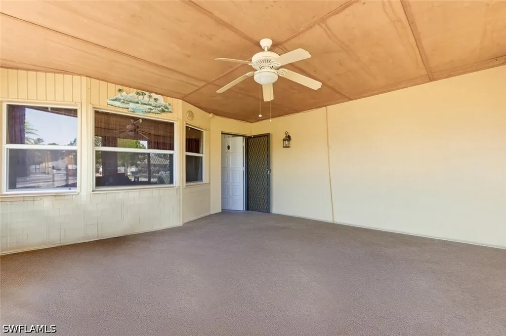 819 98th Avenue N Naples FL 34108