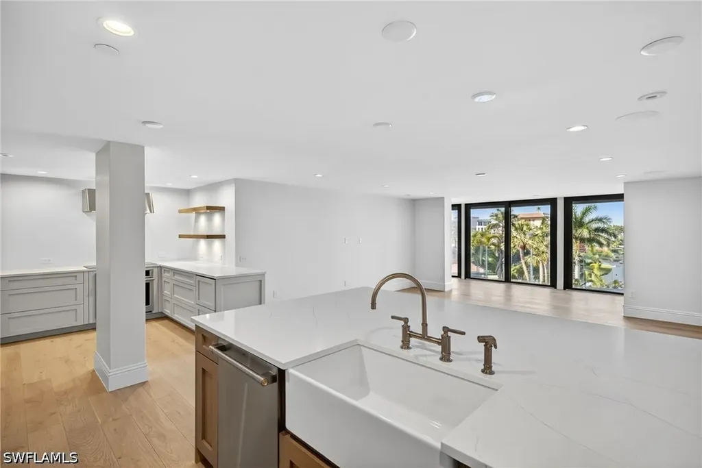6040 Pelican Bay Boulevard Naples FL 34108