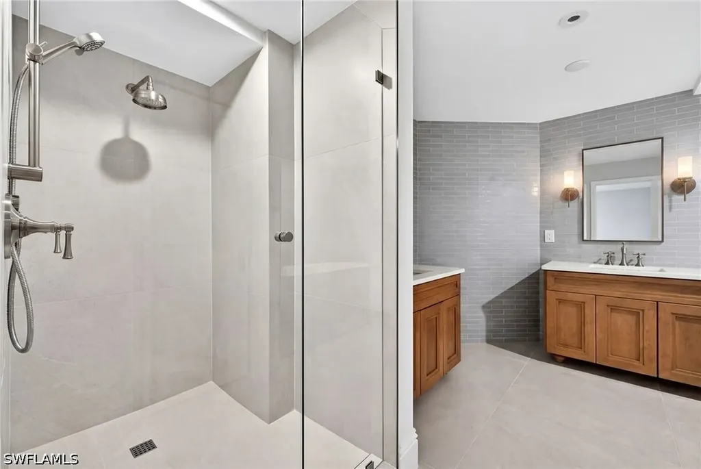 6040 Pelican Bay Boulevard Naples FL 34108