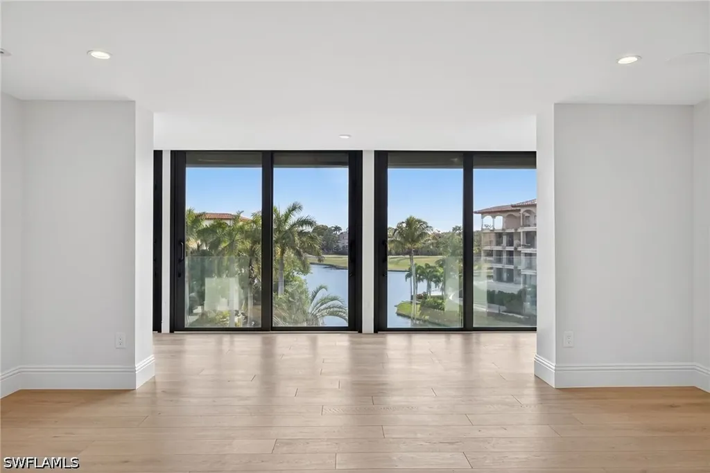6040 Pelican Bay Boulevard Naples FL 34108