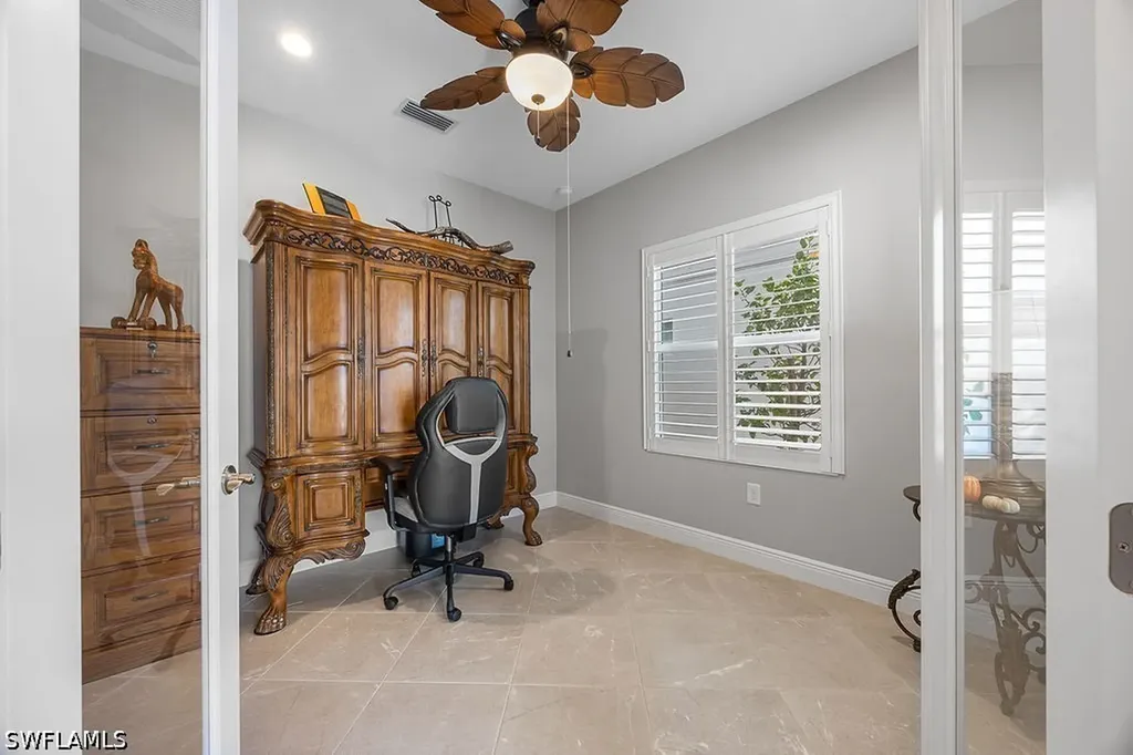 4584 Centaurus Circle Naples FL 34120