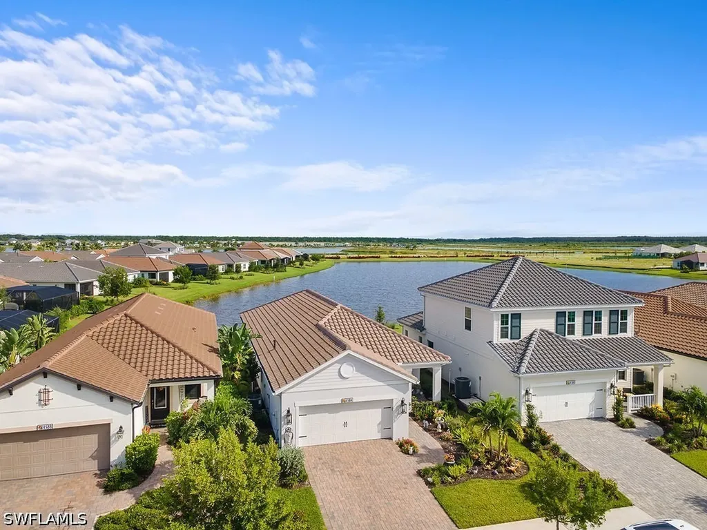 4584 Centaurus Circle Naples FL 34120