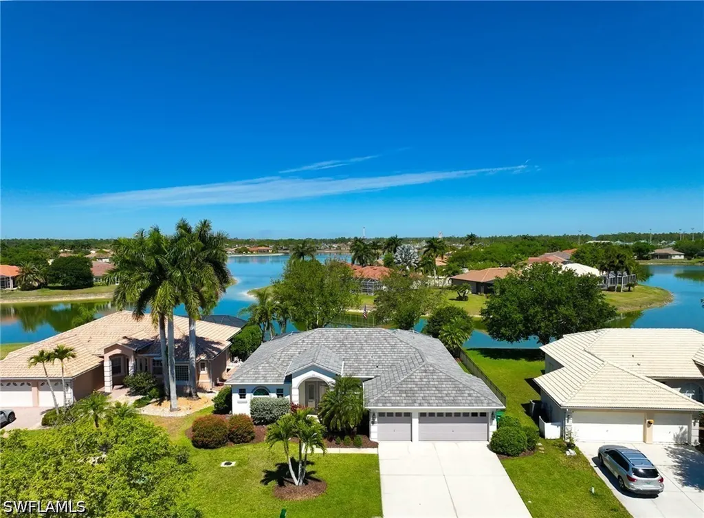 3213 Brookeview Court Naples FL 34120