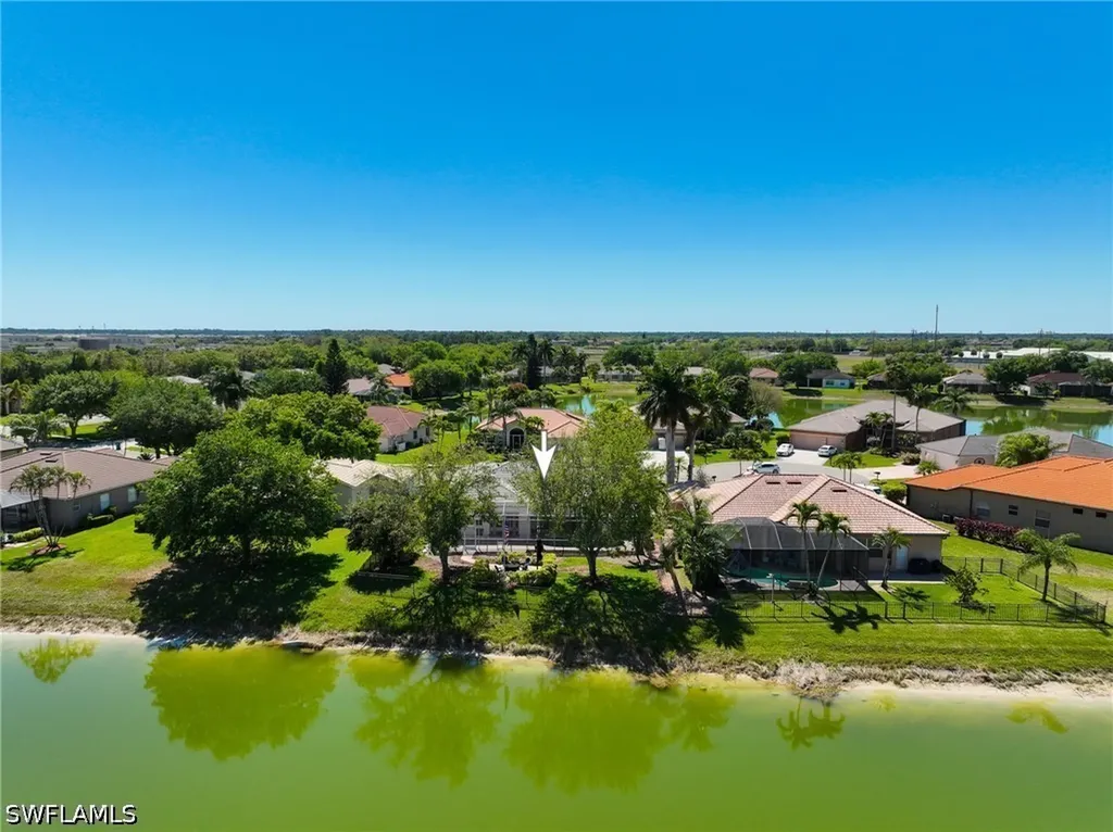 3213 Brookeview Court Naples FL 34120