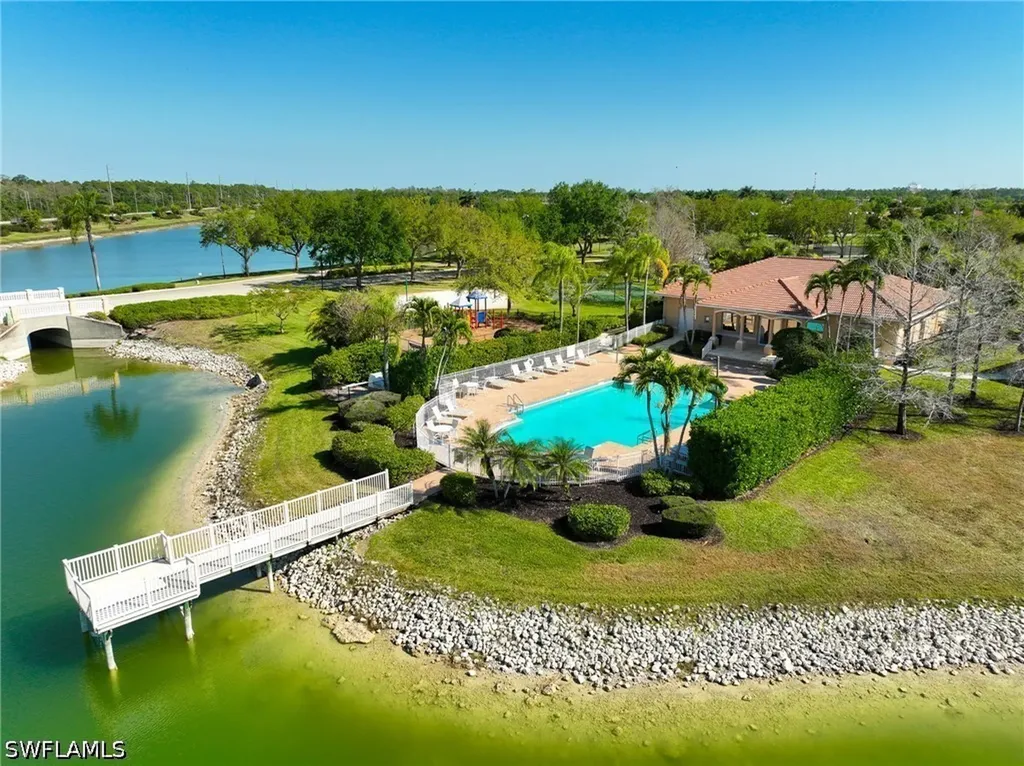 3213 Brookeview Court Naples FL 34120