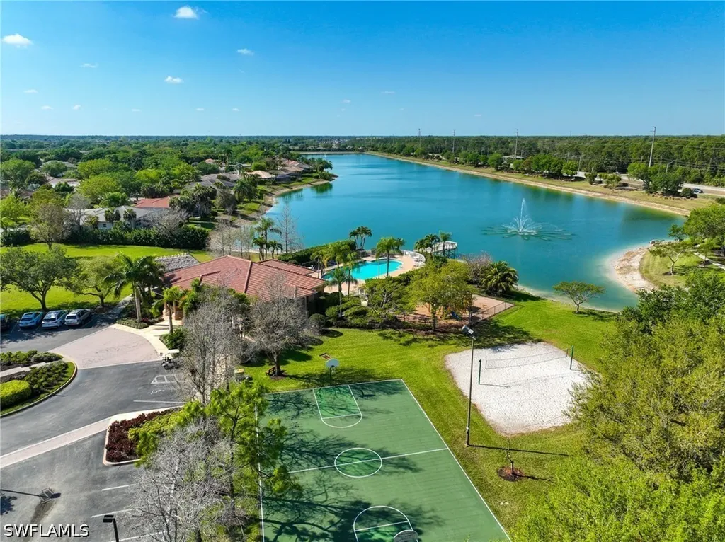 3213 Brookeview Court Naples FL 34120