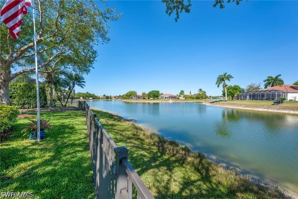 3213 Brookeview Court Naples FL 34120