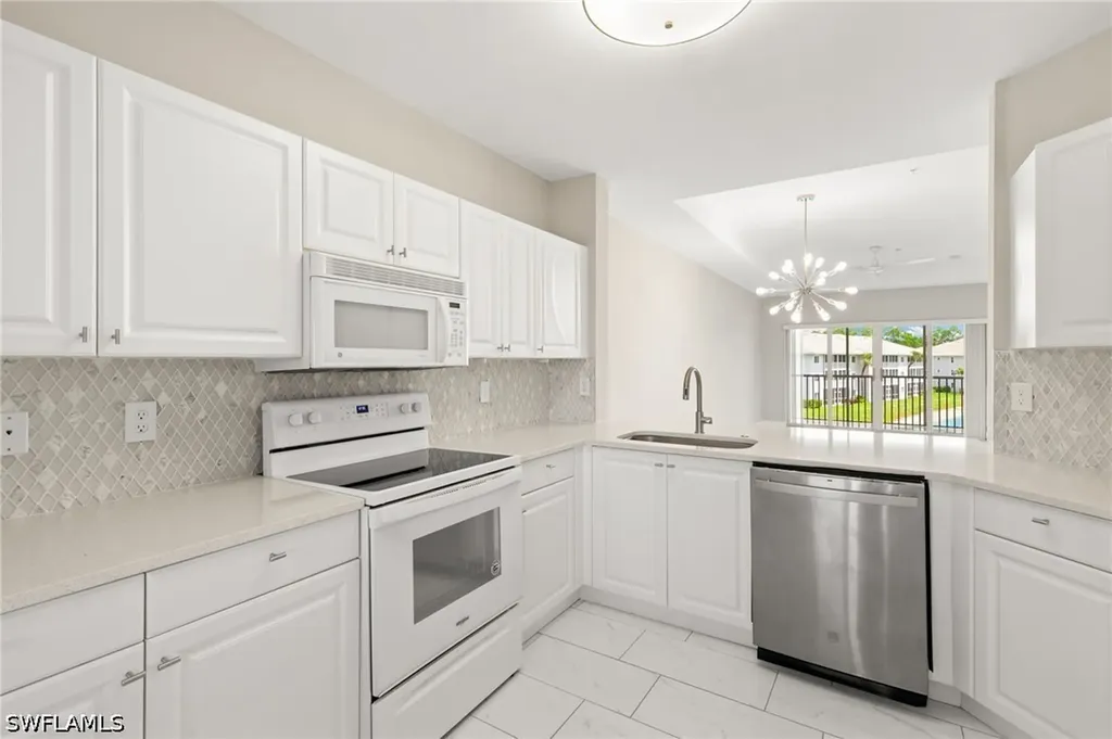 7846 Regal Heron Circle Naples FL 34104