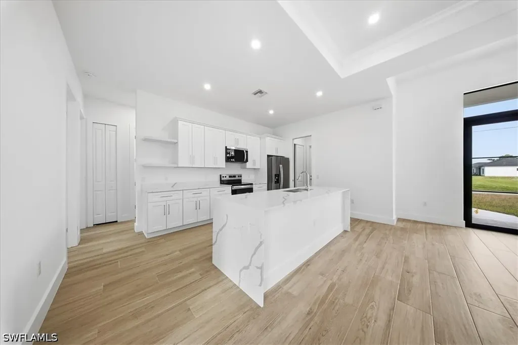 6125 Hershey Avenue Fort Myers FL 33905