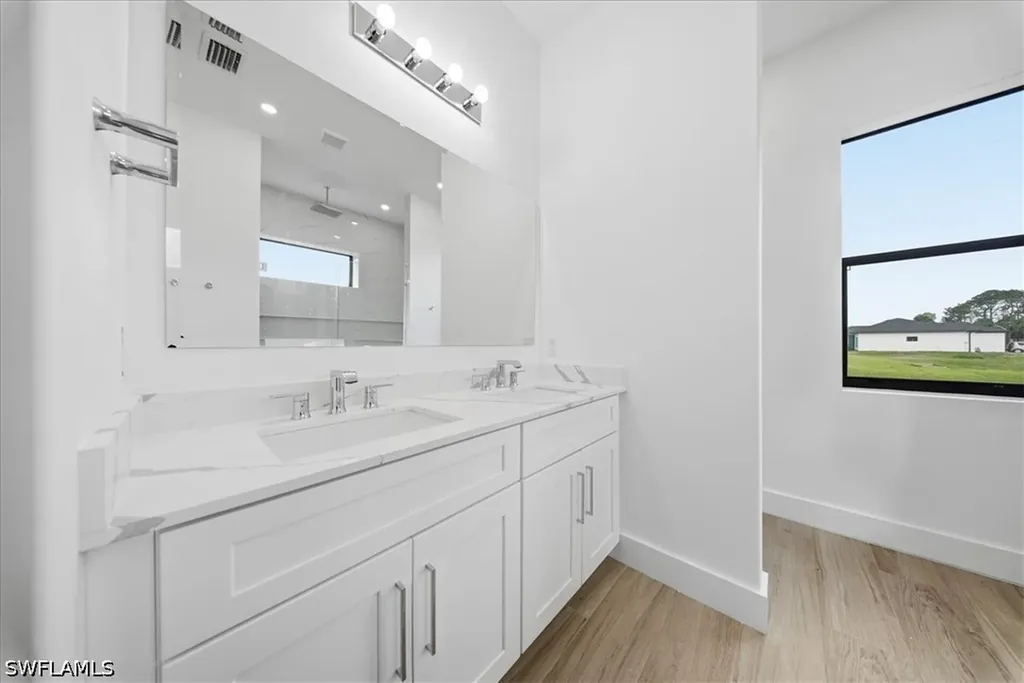 6125 Hershey Avenue Fort Myers FL 33905