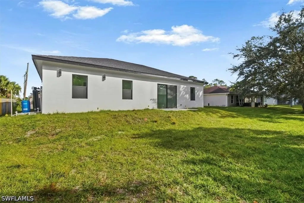 6125 Hershey Avenue Fort Myers FL 33905