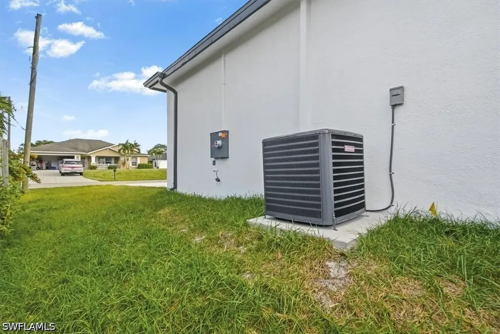 6125 Hershey Avenue Fort Myers FL 33905