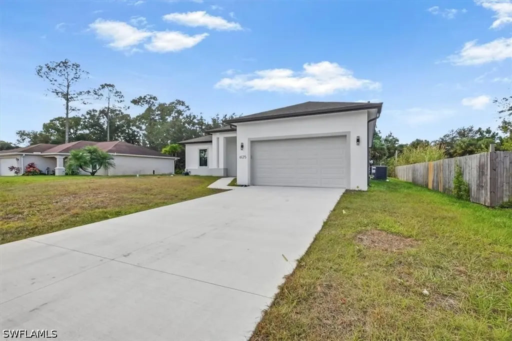 6125 Hershey Avenue Fort Myers FL 33905