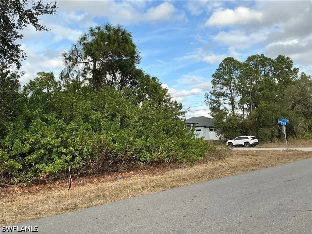 53 Hanna Avenue S Lehigh Acres FL 33976