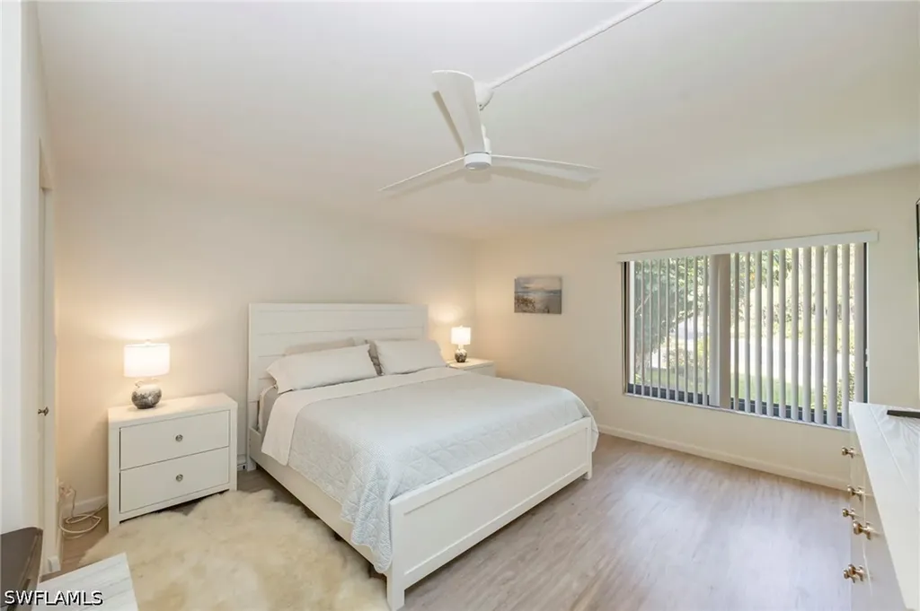 425 Wildwood Lane Naples FL 34105