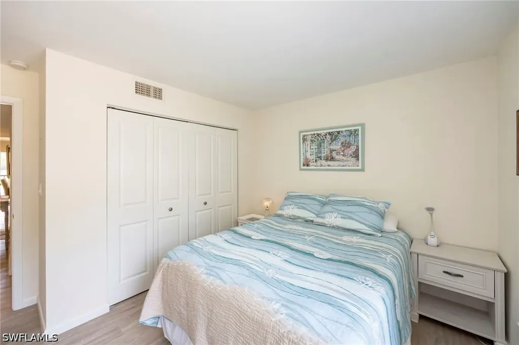 425 Wildwood Lane Naples FL 34105