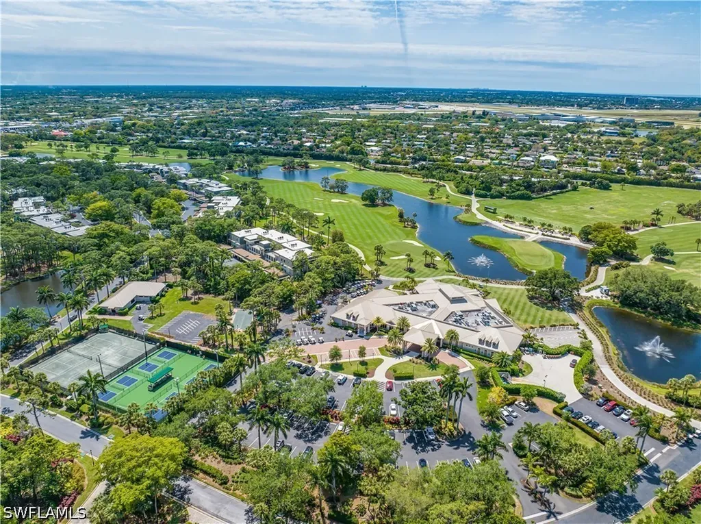 425 Wildwood Lane Naples FL 34105