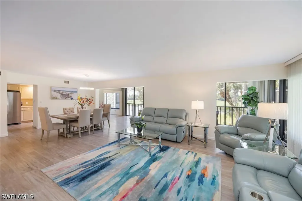 425 Wildwood Lane Naples FL 34105