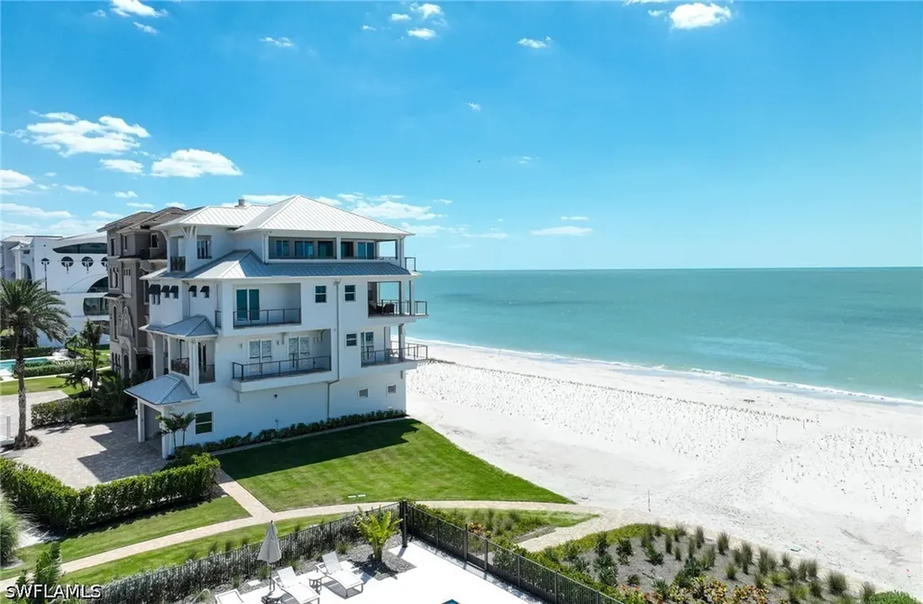 109 Curacao Lane Bonita Springs FL 34134-8510