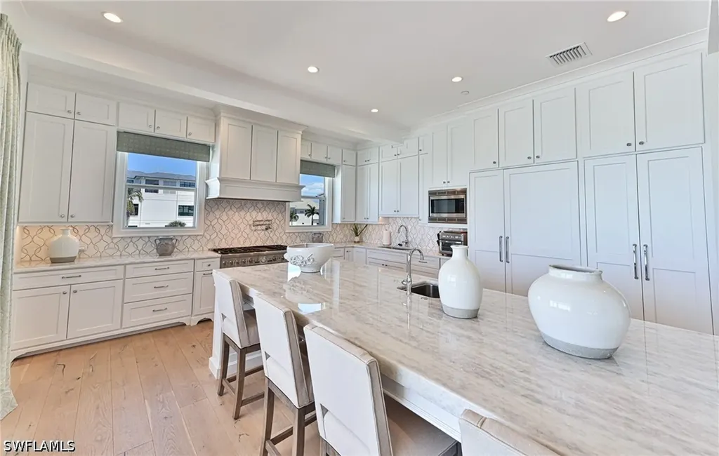 109 Curacao Lane Bonita Springs FL 34134-8510