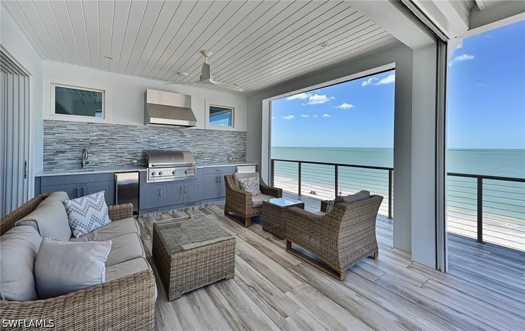 109 Curacao Lane Bonita Springs FL 34134-8510