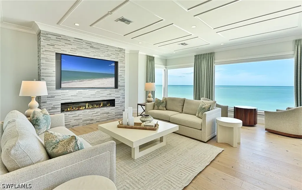 109 Curacao Lane Bonita Springs FL 34134-8510